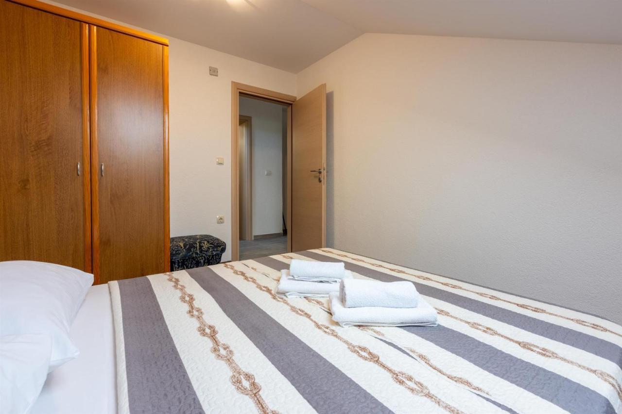 Apartments Mirela Crikvenica Εξωτερικό φωτογραφία